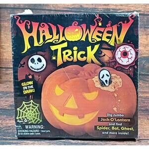 Halloween Trick Glow in the Dark‎ Jack-O'-Lantern Dig Kit